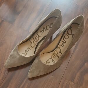 Sam Edleman Green Suede Heels. -9-1/2